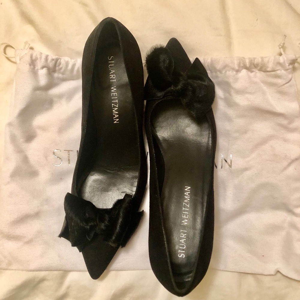 SOLD Stuart Weitzman kitten heels with bow